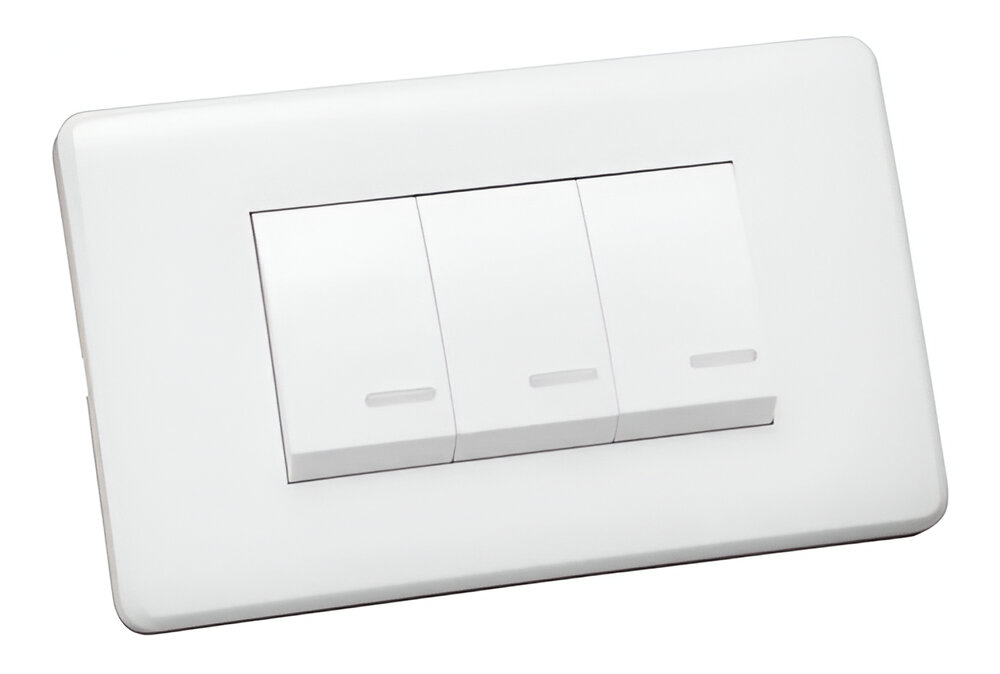 INTERRUPTOR TRIPLE BLANCO, GENEMAX